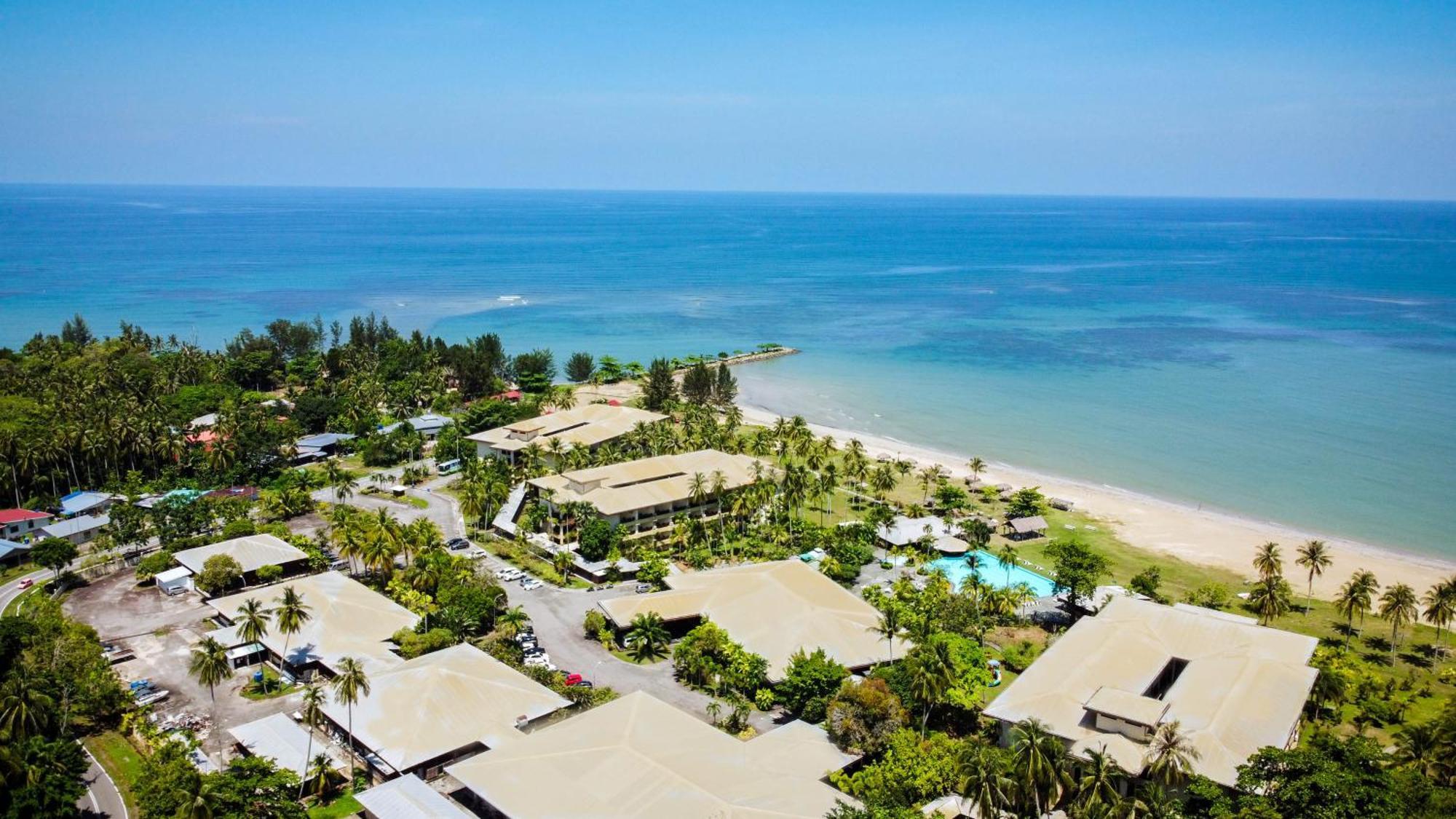Palm & Resort 4*