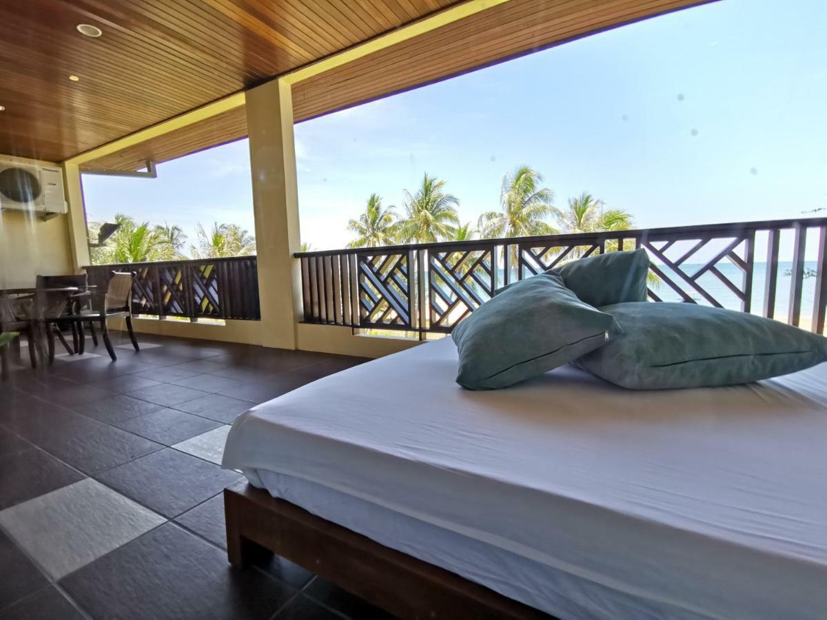 Palm & Resort