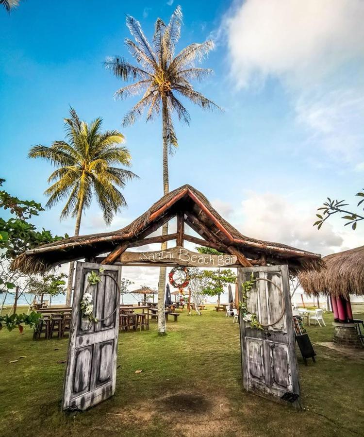 Resort Palm &
